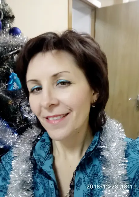 Людмила з Києва, шукаю на сайті постійні стосунки