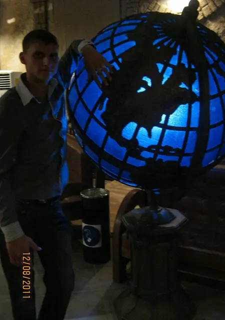 Артем из Хабаровска, ищу на сайте знакомства на одну ночь