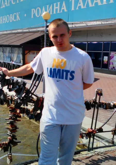 Я Алексей, 30, знакомлюсь на одну ночь в Североморске