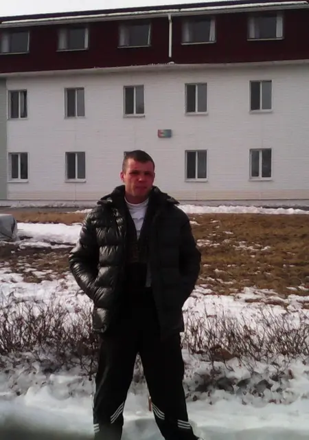 Николя из Ливадии, мне 31, познакомлюсь на одну ночь