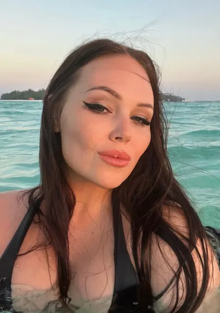 Я Eva, 28, из Санкт-Петербурга, ищу знакомство для дружбы