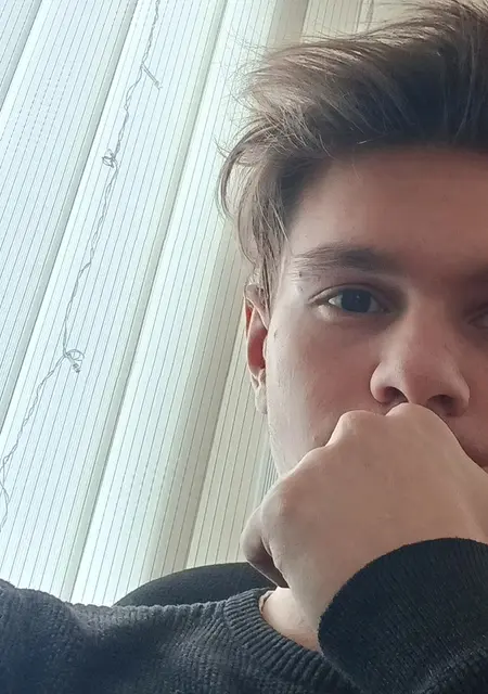 Я Даня, 24, из Чапаевска, ищу знакомство для совместных путешествий