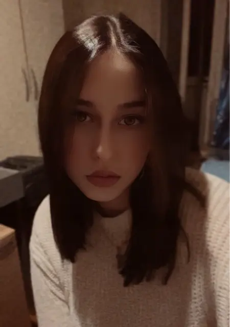 Я Валерия, 20, из Железногорска, ищу знакомство для постоянных отношений