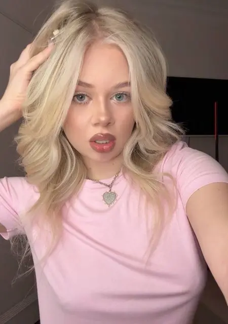 Alina из Каспийска, ищу на сайте знакомства на одну ночь