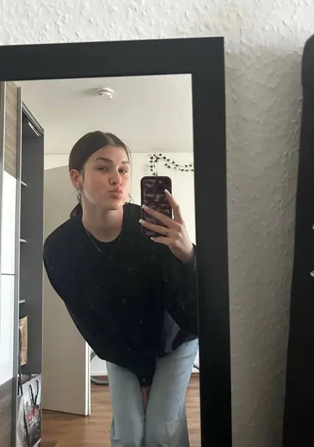Я Анна, 22, из Брянска, ищу знакомство для постоянных отношений