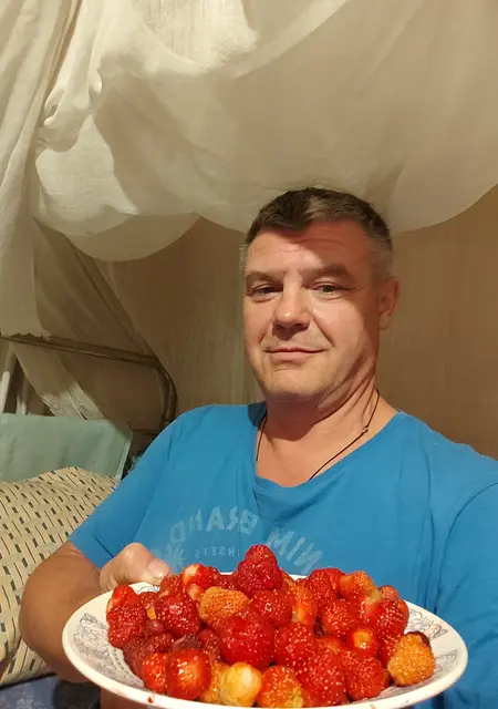 Игорь из Владивостока, мне 51, познакомлюсь на одну ночь