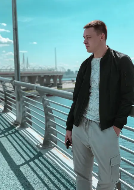 Я Александр, 29, из Ижевска, ищу знакомство для приятного времяпровождения