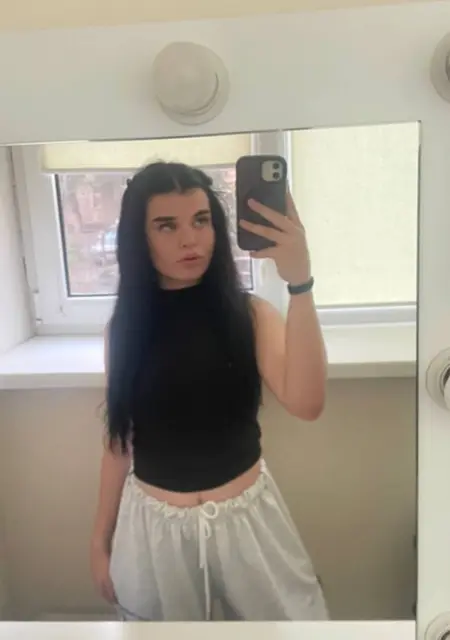Я Лиза, 23, из Москвы, ищу знакомство для совместных путешествий