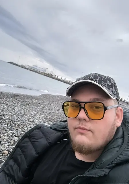 Я Руслан, 27, знакомлюсь без обязательств в Сочи