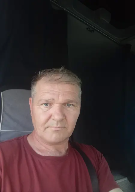 Я Роман, 50, знакомлюсь без обязательств в Новосибирске