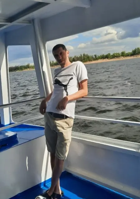 Евгений из Екатеринбурга, ищу на сайте дружбу