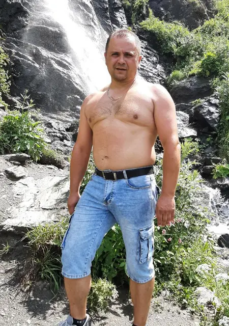 Я Слава, 41, знакомлюсь без обязательств в Липецке