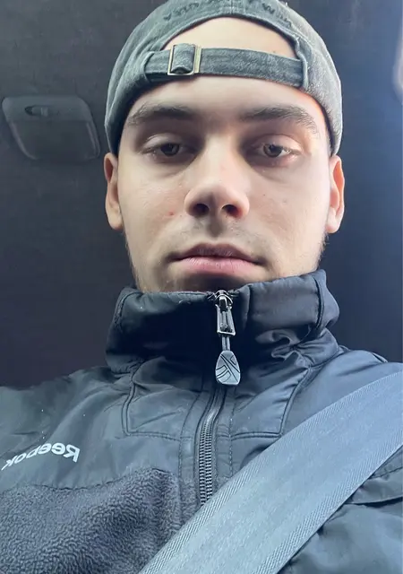 Я Дима, 24, из Череповца, ищу знакомство для дружбы