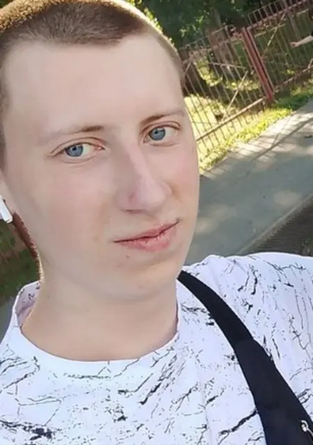 Артем из Новосибирска, мне 20, познакомлюсь на одну ночь