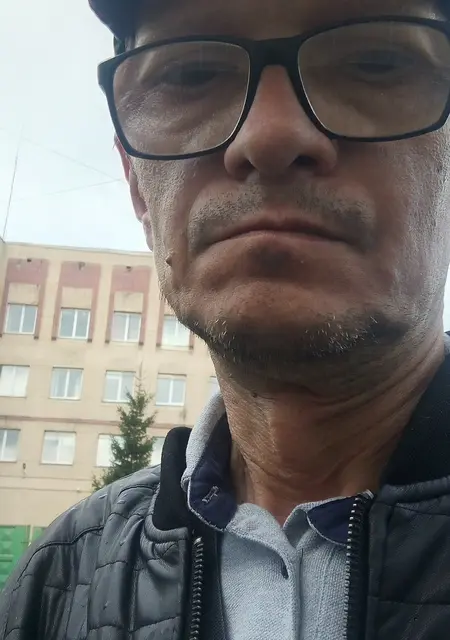 Я Евгений, 50, знакомлюсь без обязательств в Омске