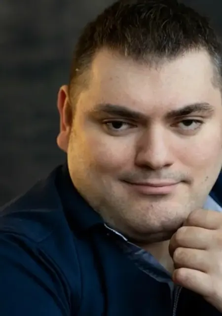 Лев из Москвы, мне 26, познакомлюсь для общения