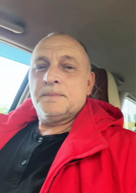 Юрий из Красноярска, мне 53, познакомлюсь для общения