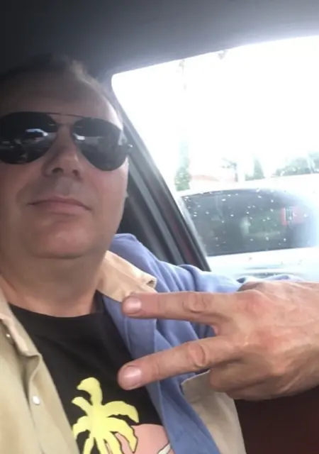 Я Владимир, 48, знакомлюсь без обязательств в Краснодаре