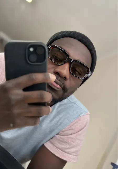 Я Pierre, 29, из Новосибирска, ищу знакомства на одну ночь