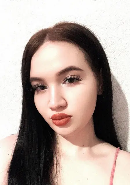 Я Виктория, 23, знакомлюсь для общения в Самаре