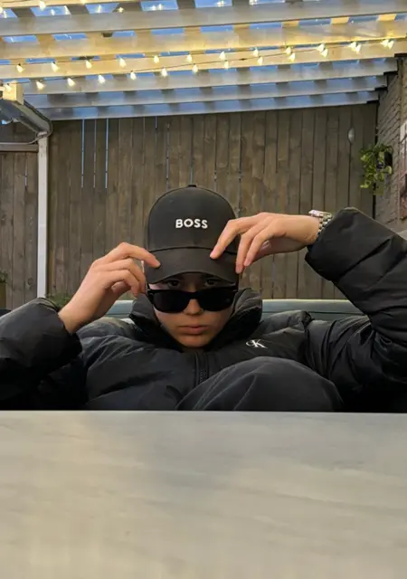 Максим из Красноярска, мне 19, познакомлюсь на одну ночь