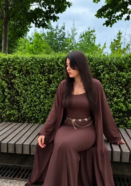 Я Мелисса, 29, из Санкт-Петербурга, ищу знакомство для дружбы