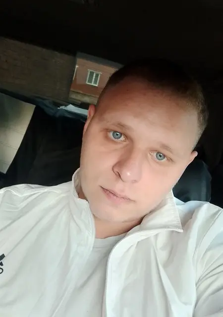 Igor из Киселевска, ищу на сайте знакомства на одну ночь