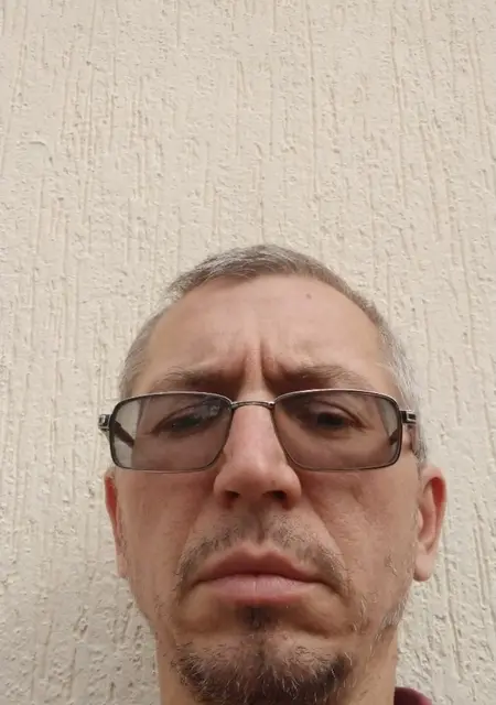 Я Виктор, 49, знакомлюсь без обязательств в Геленджике