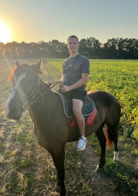 Сергей из Белгорода, ищу на сайте знакомства на одну ночь