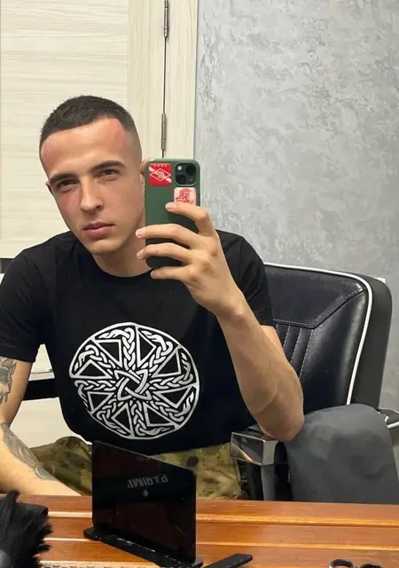 Я Дмитрий, 25, знакомлюсь для открытые отношения в Москве