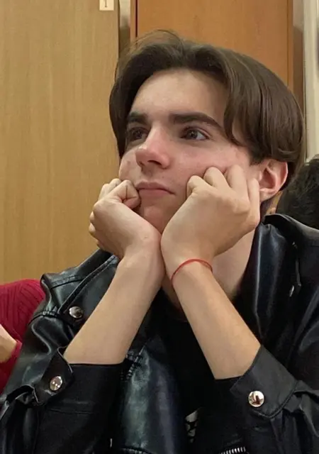 Я Иван, 21, из Краснодара, ищу знакомство для приятного времяпровождения