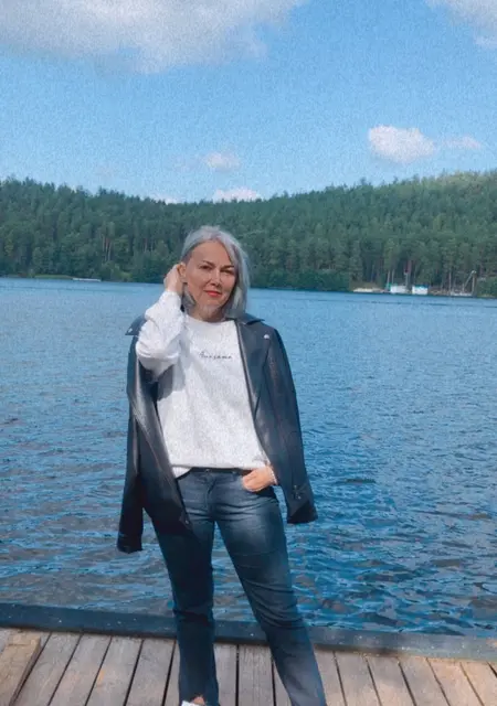 Я Mia, 38, знакомлюсь для постоянных отношений в Екатеринбурге