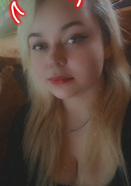 Я Диана, 24, из Уфы, ищу знакомство для постоянных отношений