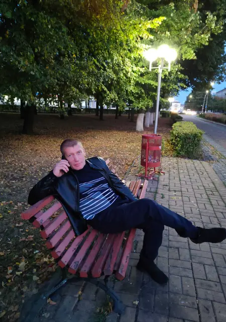 Я Oleg, 46, из Нижнего Новгорода, ищу знакомство для приятного времяпровождения