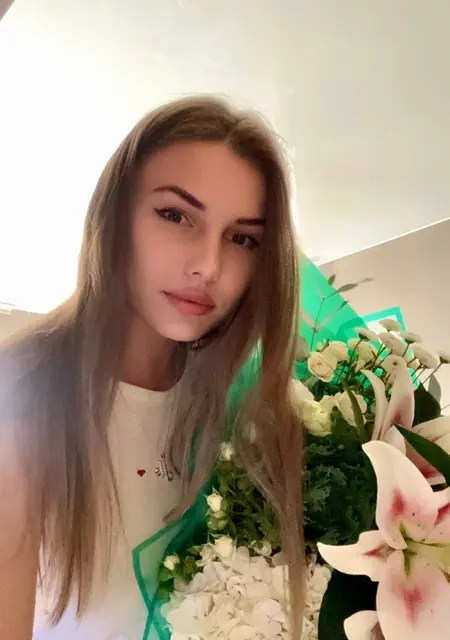 Милана из Севастополя, ищу на сайте дружбу