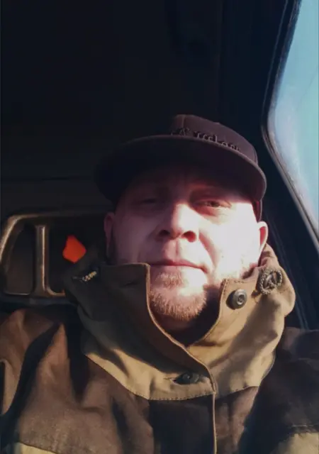 Я Сергей, 39, из Тамбова, ищу знакомства на одну ночь