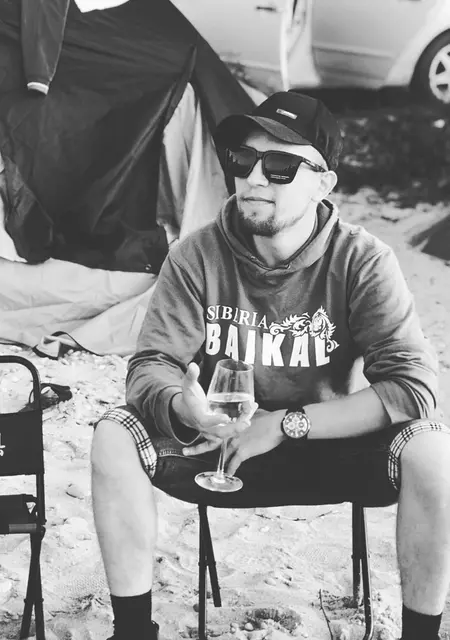 Александр из Ангарска, мне 30, познакомлюсь для постоянных отношений