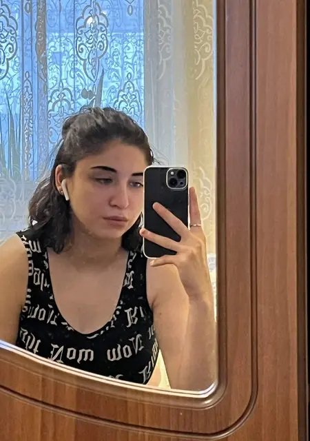 Карина из Краснодара, мне 21, познакомлюсь на одну ночь