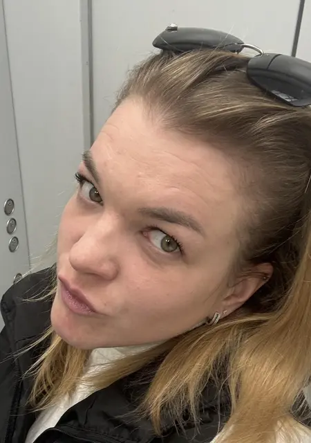 Я Виктория, 36, из Санкт-Петербурга, ищу знакомство для дружбы