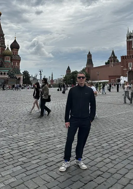Константин из Гатчины, ищу на сайте общение