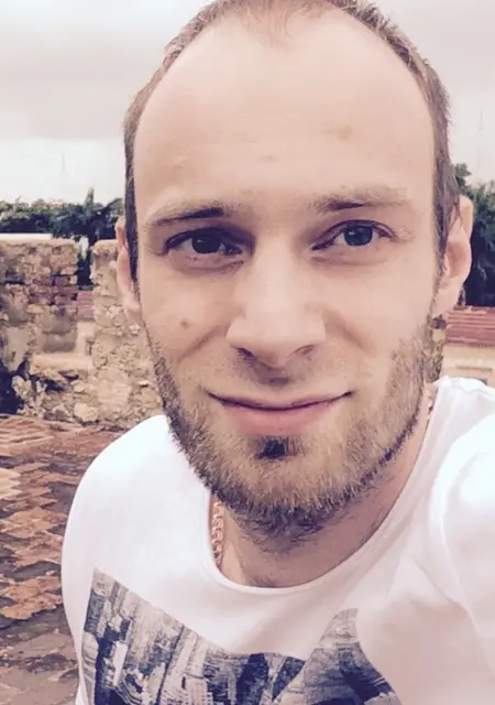 Я Михаил, 32, из Екатеринбурга, ищу знакомство для дружбы