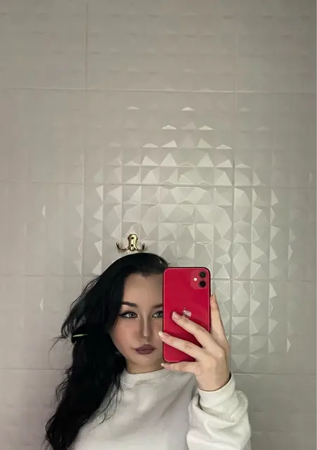 Nastya из Калининграда, ищу на сайте общение