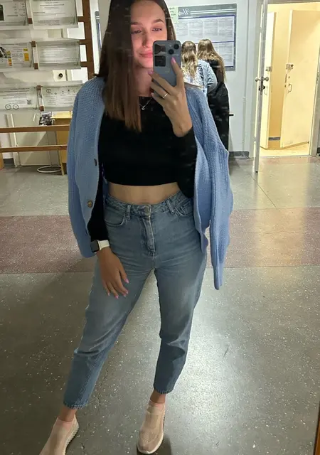 Я Кристина, 22, знакомлюсь без обязательств в Самаре