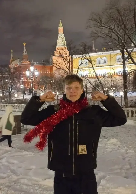 Иван из Светлограда, ищу на сайте открытые отношения