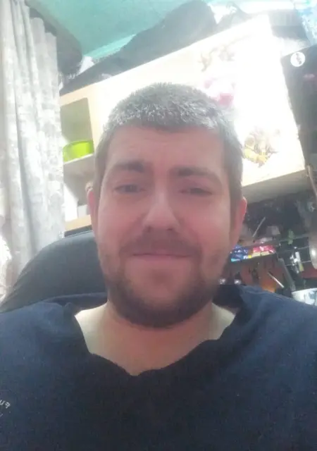 Я Иван, 45, из Ульяновска, ищу знакомства на одну ночь