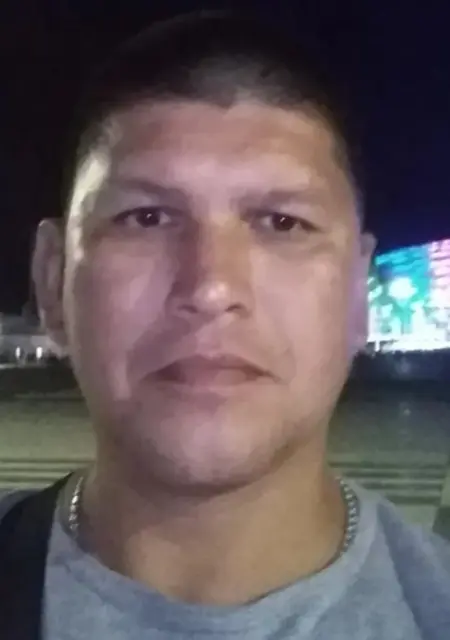 Сергей из Москвы, мне 44, познакомлюсь для постоянных отношений