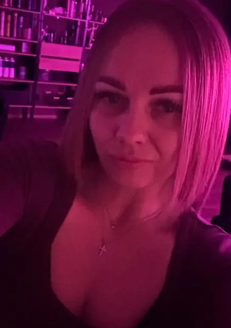 Я Ekaterina, 32, из Москвы, ищу знакомства на одну ночь