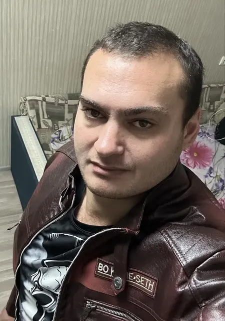 Олег из Ессентуков, мне 29, познакомлюсь для постоянных отношений