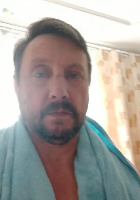 Я Игорь, 52, из Санкт-Петербурга, ищу знакомство для общения