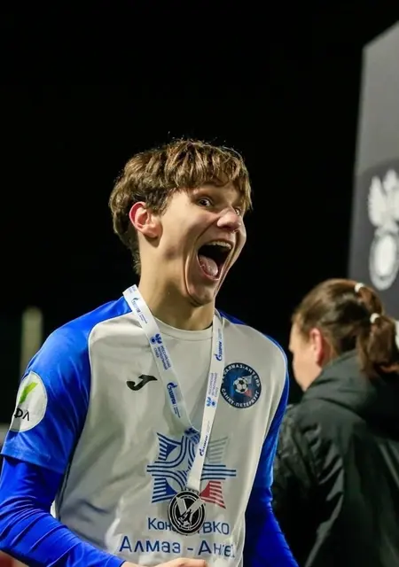 Я Константин, 18, знакомлюсь без обязательств в Губкине